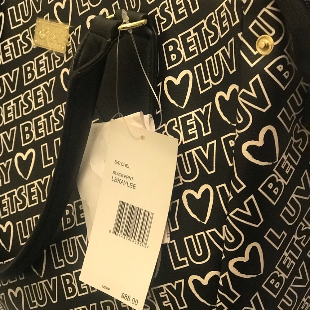 ❌SOLD❌ New Betsey Johnson Weekender BAG - Picture 4 of 5